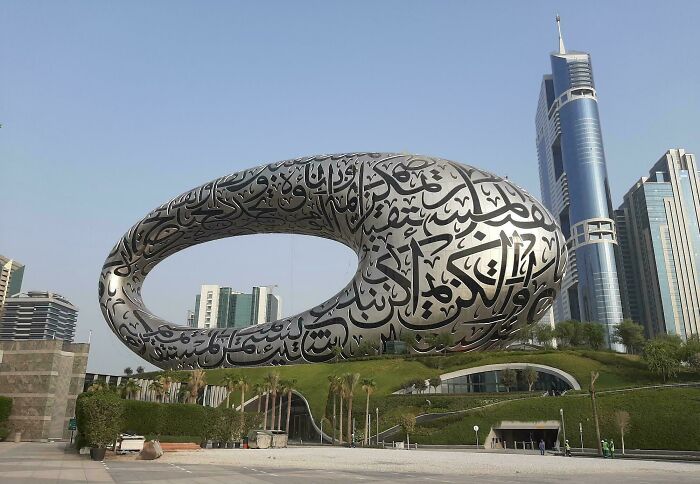 80 Modern Buildings That Broke the Mold and Blew Our Minds