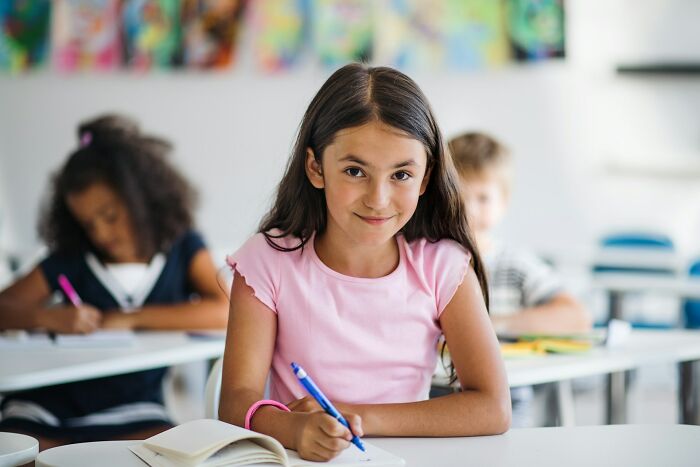 Teachers Spill the Wildest Stories About Gen Alpha Kids (And It’s Crazy)