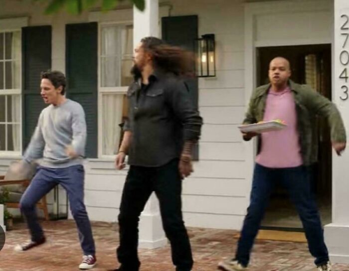 Jason Momoa’s T-Mobile Ad Gets Annoying Fast