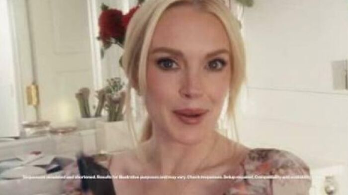 Lindsay Lohan’s Verizon Ad—Oops