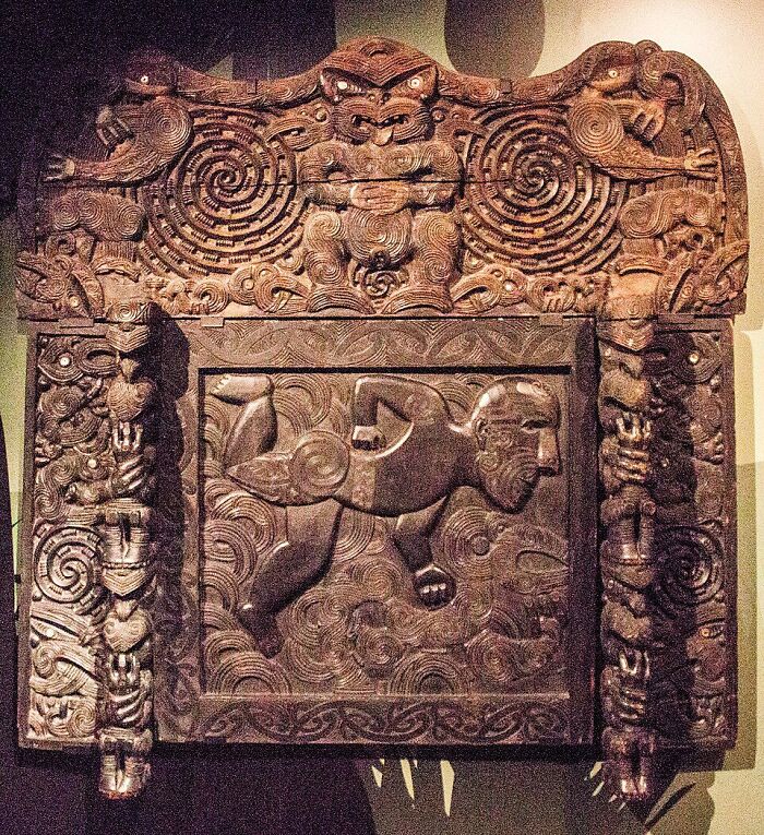 A Māori Carved Panel That’s More About Respect Than Spooky Vibes