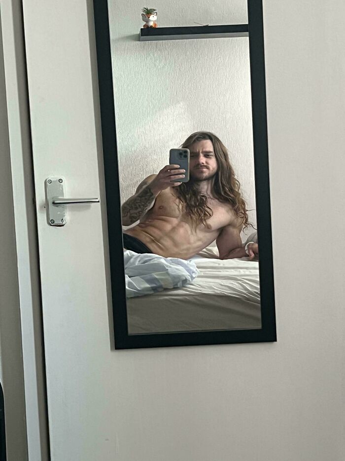 New Mirror, Same Mane Boss