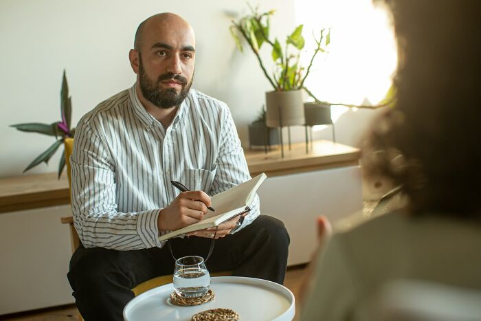 Therapists Said WHAT?! 67 Wild Moments That'll Make You Go "Wait, Seriously?"