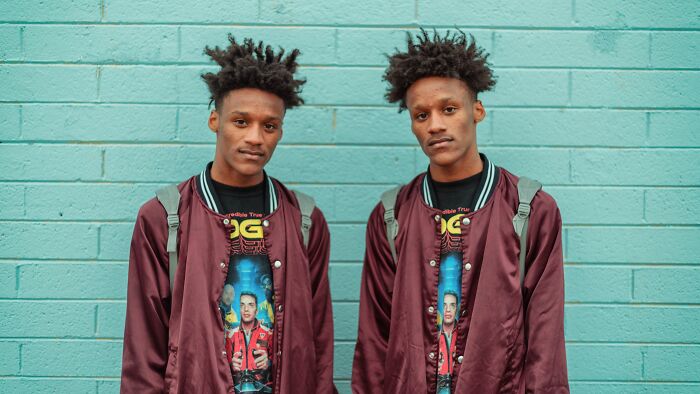 Oops! 51 Hilarious Twin Mix-Ups That Could Totally Star in Their Own Comedy