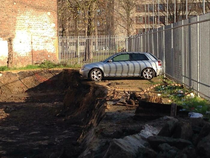 Forgot To Move My Car On Construction Site. Parked Better Than Ever!