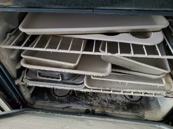 Forgot To Remove Silicone Protectors Before Oven Self-Clean. Whole House Smelled Like Burning