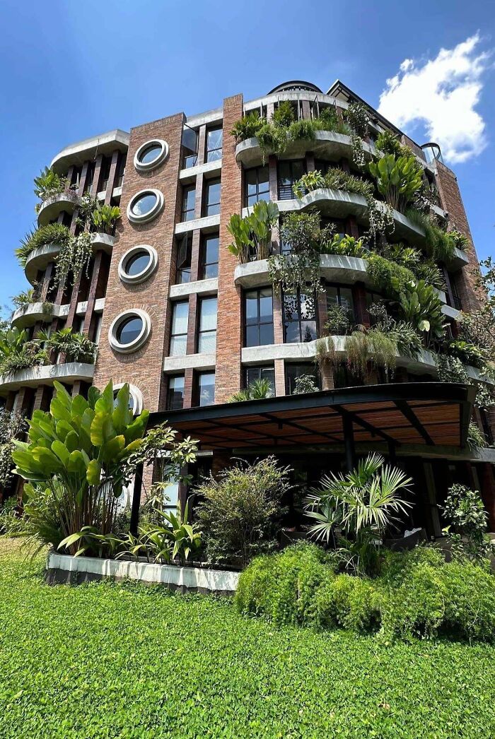 This Building In Colombia Had Us Saying 'Wow'