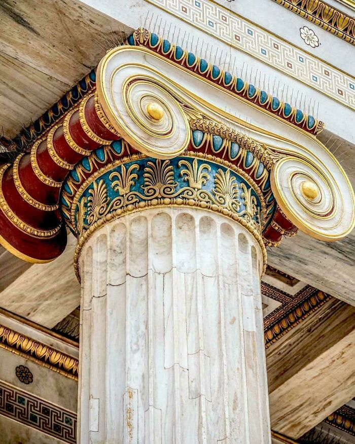 Can We Get More Painted Classic Buildings Like This?