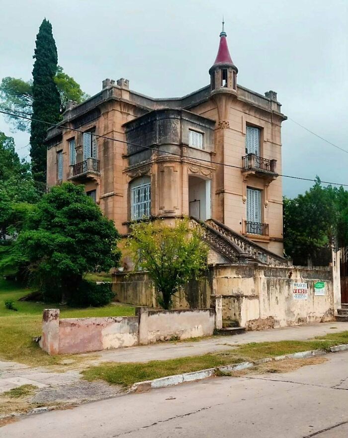 Beaux Arts House In Argentina That’s A Real Stunner