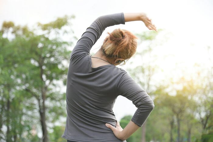 The 57 Weird Habits Everyone Thinks Are Harmless (But Aren't, Says Older Folks)