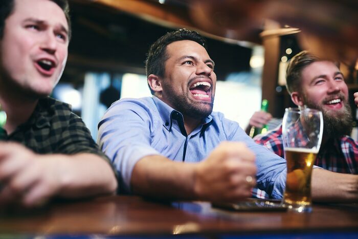 The 57 Weird Habits Everyone Thinks Are Harmless (But Aren't, Says Older Folks)