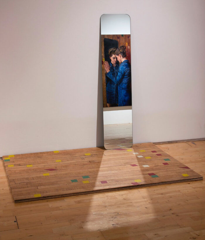 "Doppelgänger" – Mirrors and Minds