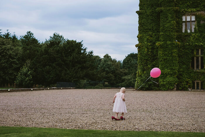 47 Street Photos That Nailed The Perfect Moment (You Won't Believe #23)