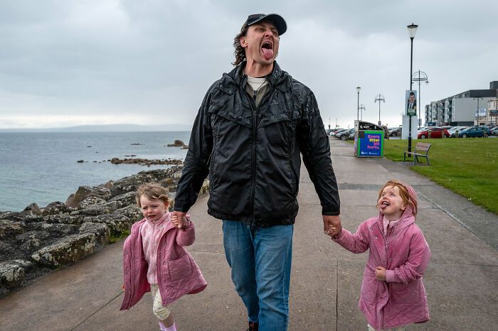 47 Street Photos That Nailed The Perfect Moment (You Won't Believe #23)