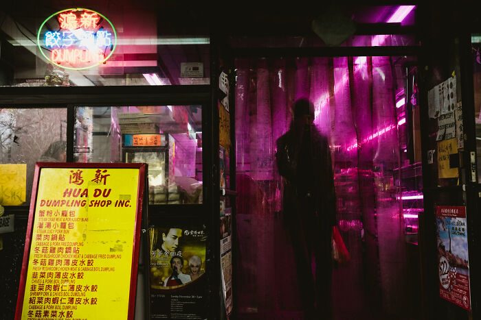 47 Street Photos That Nailed The Perfect Moment (You Won't Believe #23)