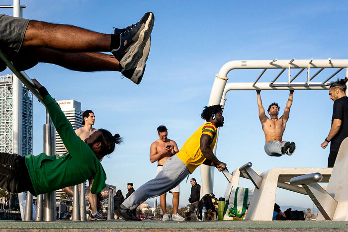 47 Street Photos That Nailed The Perfect Moment (You Won't Believe #23)