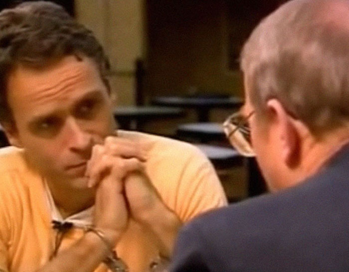Wait, They Actually Shared That?! 32 Wild Serial Killer Stories From People Who Lived It