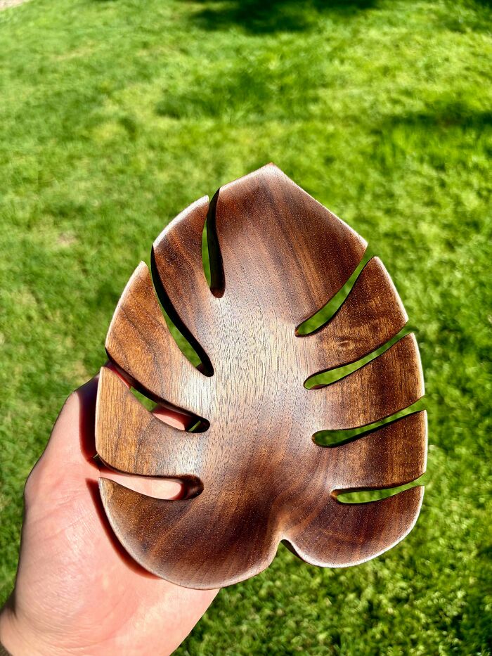 This Leaf-Shaped Walnut Bowl Is Basically A Work Of Art