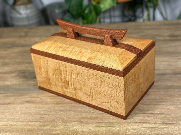Made A Wooden Box For My Friend's Ashes—A Beautiful Tribute