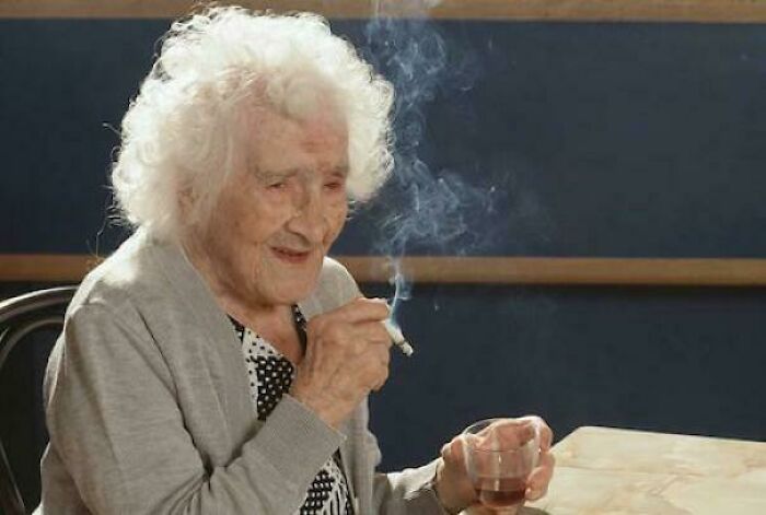 Jeanne Calment: The Oldest Person Ever (122 Years Old!)