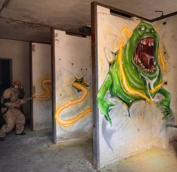 Wait Till You See These 3D Graffiti Walls That Totally Mess With Your Brain!