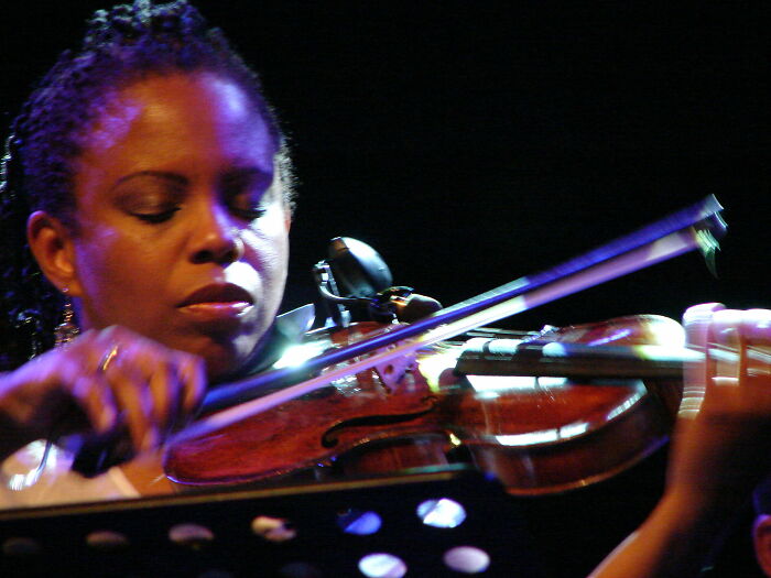 Regina Carter: Jazz Violin Virtuoso & Trailblazer