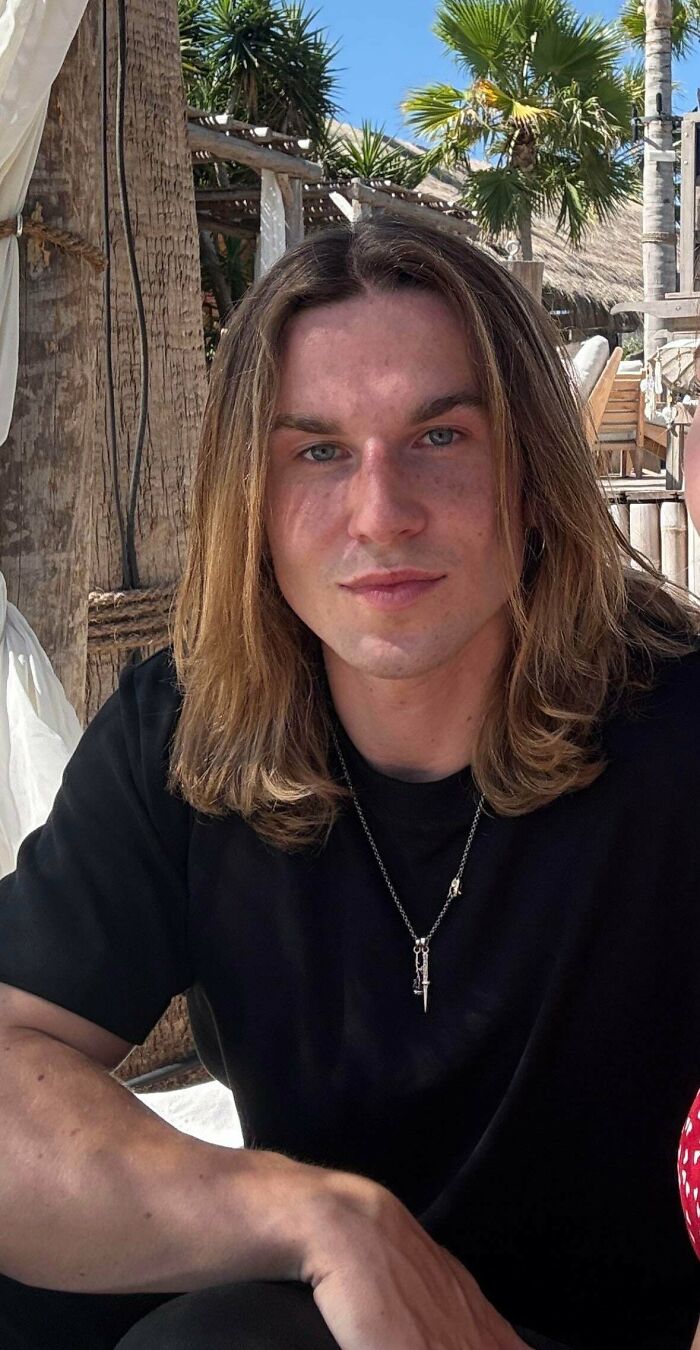 Throwback to When My Hair Was Long and Glorious