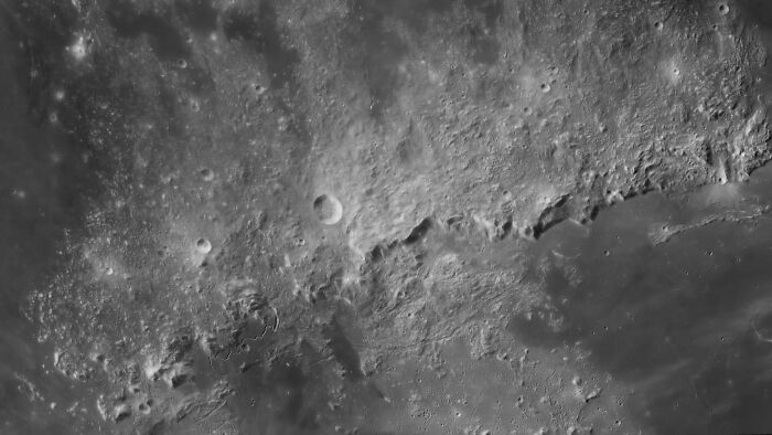 Lunar Apennines: Moon Mountains That Rock