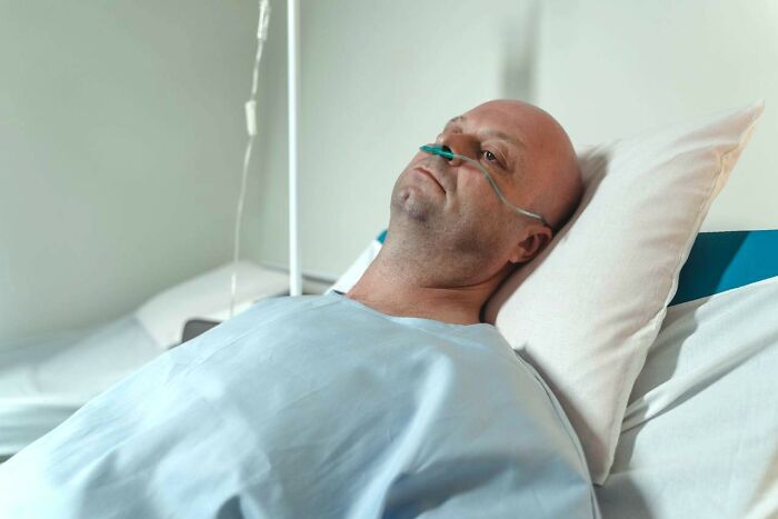 62 Wild Deathbed Confessions That Totally Changed Family Stories