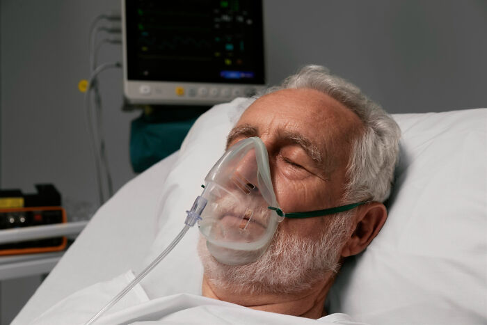 62 Wild Deathbed Confessions That Totally Changed Family Stories
