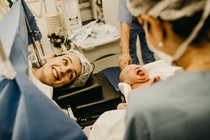 Crazy Things Moms Went Through That No One Warned Them About