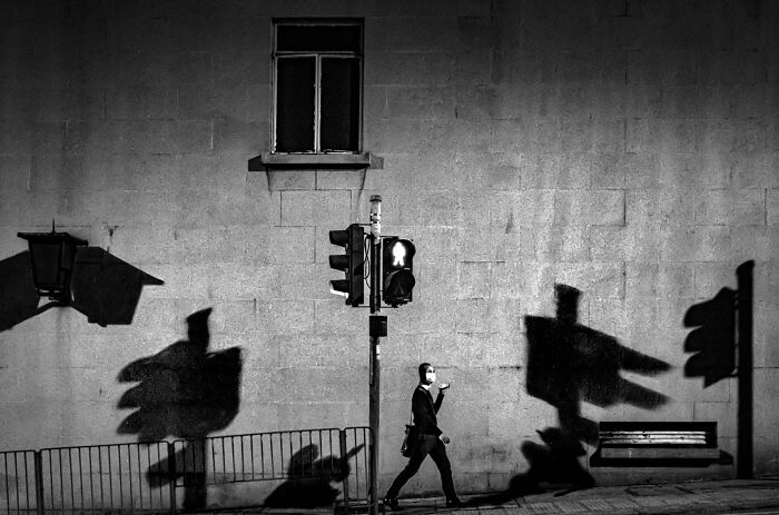 57 Street Shots That Totally Nailed The ‘Wow, Did You See That?’ Moment