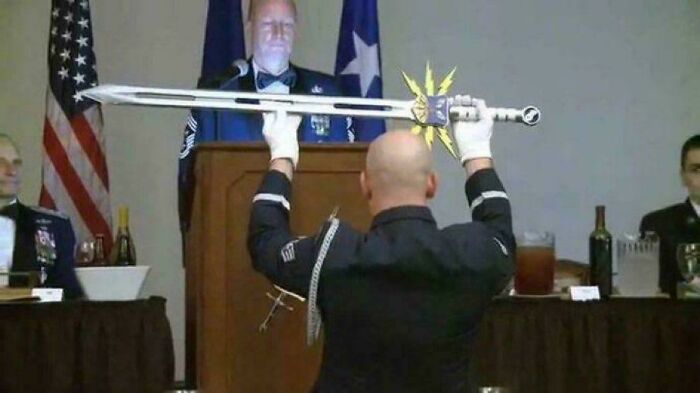 Okay, What Even Is This? 66 Mind-Boggling Pics to Scratch Your Head At!
