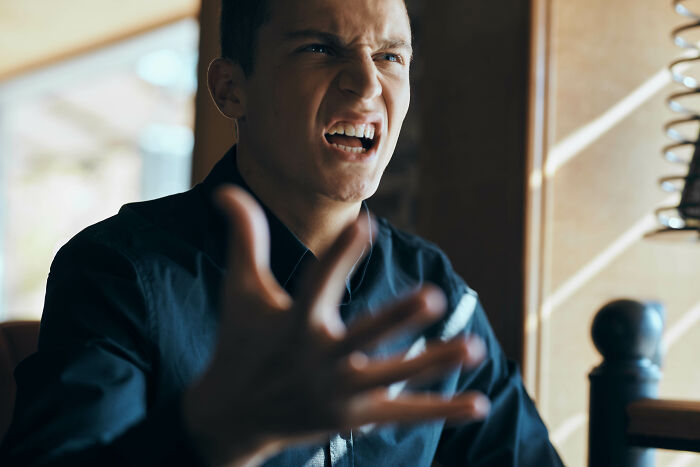 The Wildest Relationship Red Flags You Won’t Believe Were Real