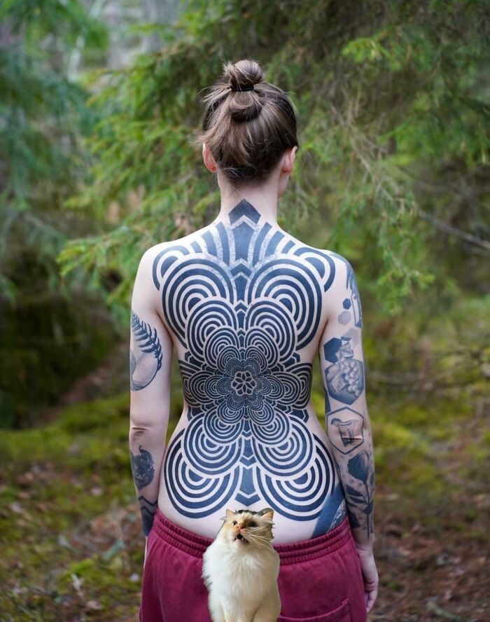 Sweden’s Michael Stade Nails Tattoo Goals