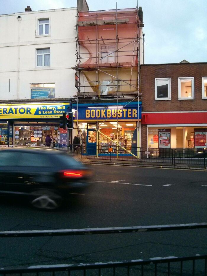 Blockbuster Who? Now It’s All About Books in This Spot