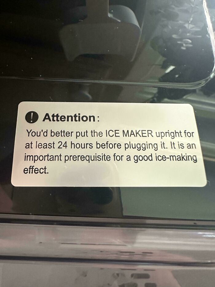 This Icemaker’s Definitely Got an Attitude