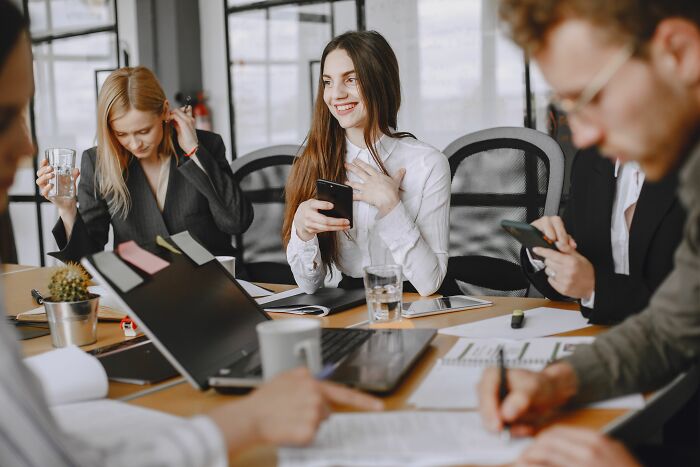 You Won’t Believe These Wild Things People Found Out About Their Coworkers