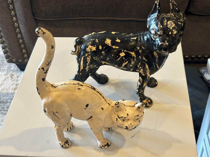 Cat & Dog Vintage Doorstops: Best Buds