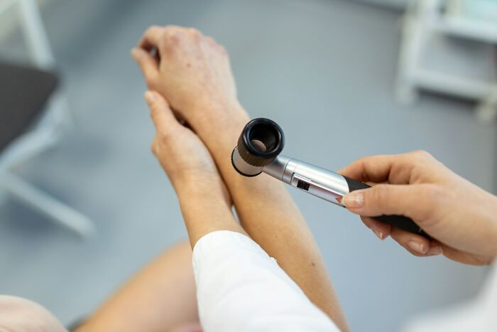 Wait, They Actually Ranked These Health Signs People Always Brush Off?