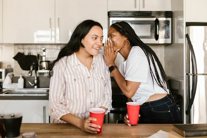 When Friendships Go Sideways: Wild Breakup Stories You Won't Believe