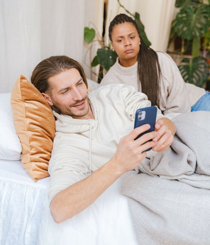 When Friendships Go Sideways: Wild Breakup Stories You Won't Believe