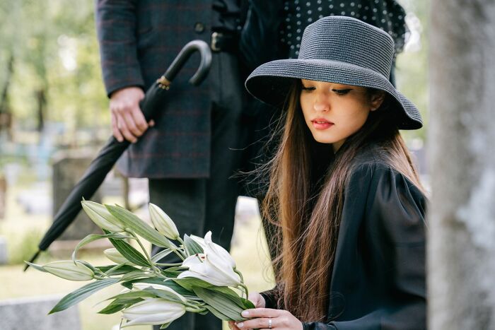 When Friendships Go Sideways: Wild Breakup Stories You Won't Believe