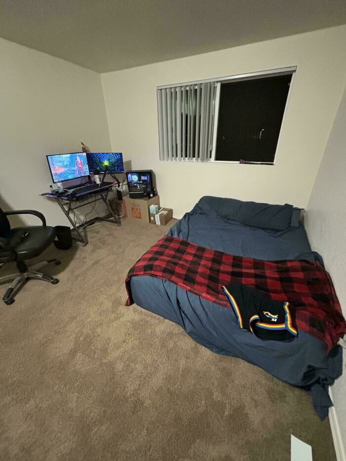 Cross-Country Move? Lived In My Car For Months, But Now I’m Here!