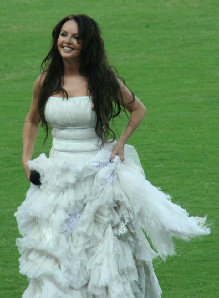 Sarah Brightman: The Voice that Makes You Believe in Magic