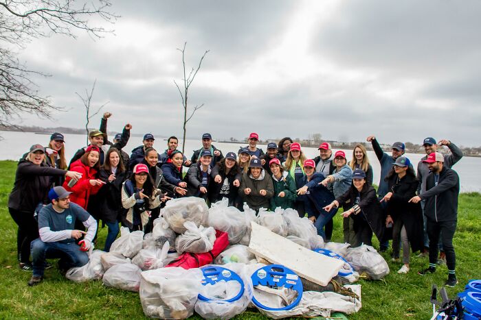 These 80 Clean-Up Pics Are Weirdly Satisfying (And Kinda Sad, Too)
