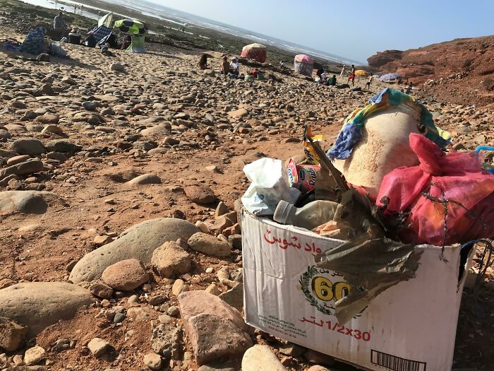 These 80 Clean-Up Pics Are Weirdly Satisfying (And Kinda Sad, Too)