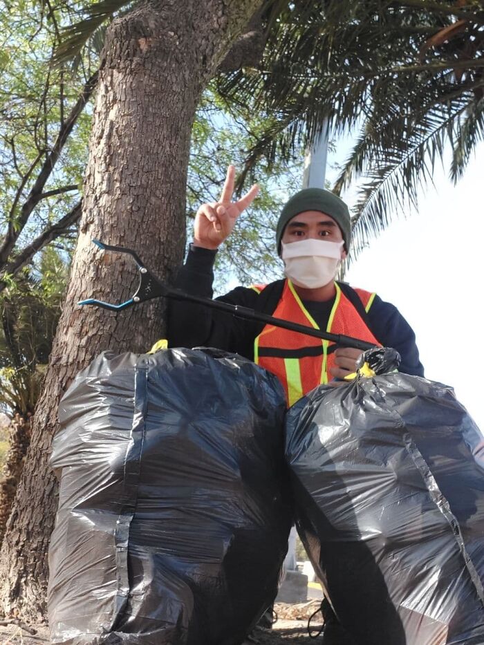 These 80 Clean-Up Pics Are Weirdly Satisfying (And Kinda Sad, Too)