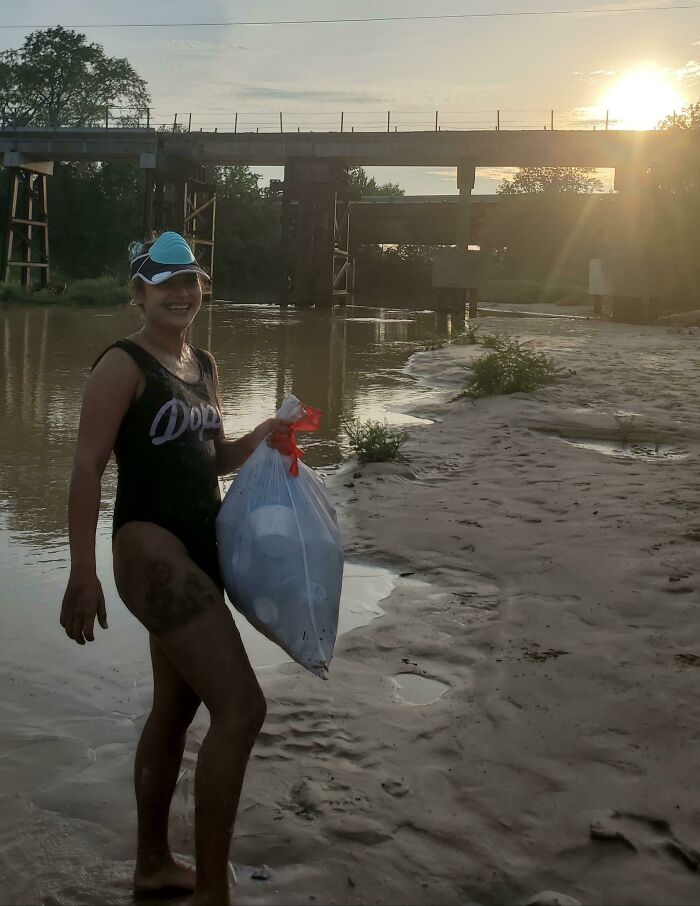 These 80 Clean-Up Pics Are Weirdly Satisfying (And Kinda Sad, Too)