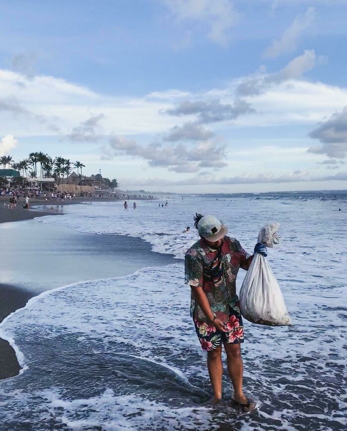 These 80 Clean-Up Pics Are Weirdly Satisfying (And Kinda Sad, Too)
